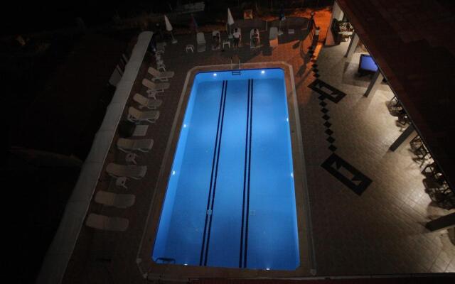 California Apart Otel