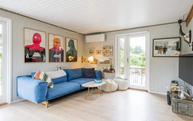 6 Person Holiday Home in Henne