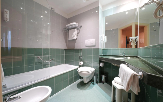 La Meridiana Bleisure Hotel
