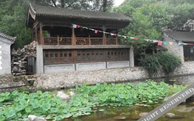 Red Capital Ranch/ Shambala At The Great Wall