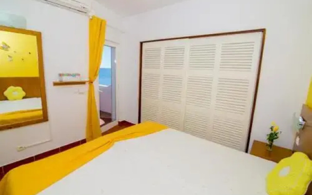 Pé na Praia by OCvillas