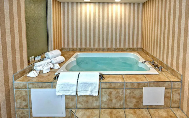 Hampton Inn & Suites Cashiers Sapphire Valley