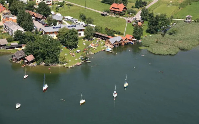 Seevilla Ossiacher See