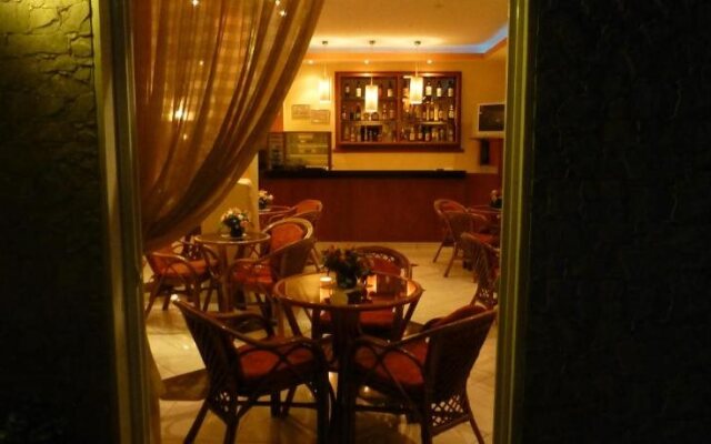 Hotel Neon Astron