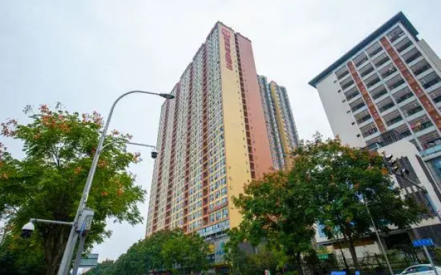 Sihai Yijia Hotel (Chengdu Sichuan Normal University Jinhua Wanda Plaza)