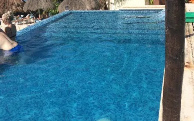 Maria's Kan Kin with Private Beach