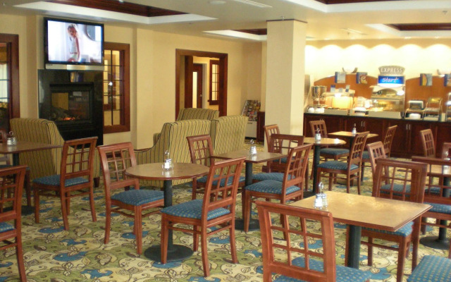 Holiday Inn Express Bentleyville