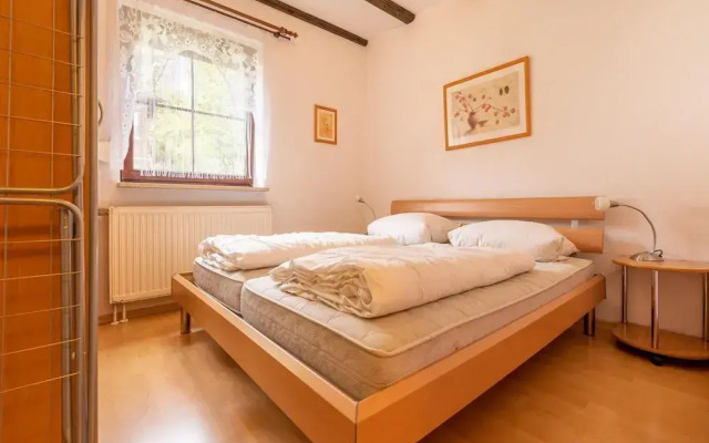 Cozy Bavarian Forest Retreat