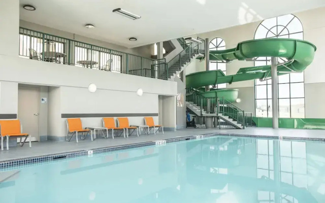 Holiday Inn Express & Suites Medicine Hat Transcanada Hwy 1, An Ihg Hotel