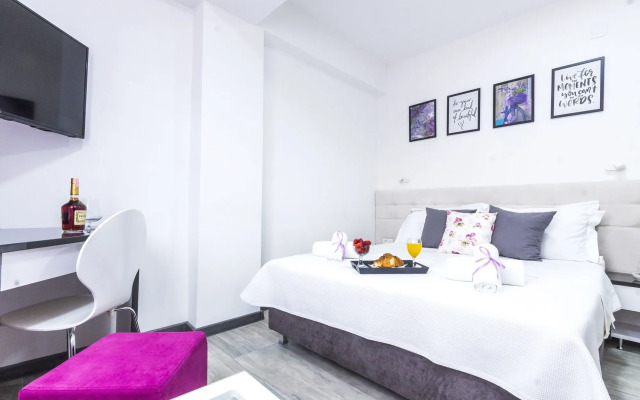 Astera Apart Hotel