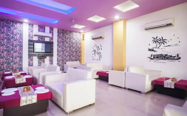 Click Collection Sparsh, Bareilly