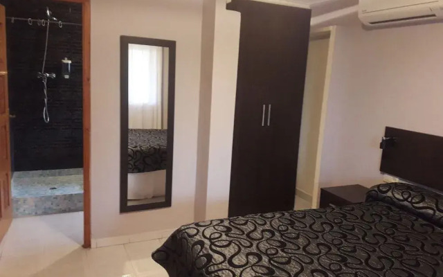 Hostal Oasis