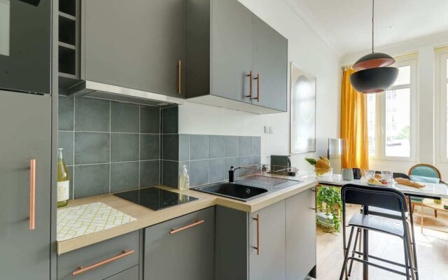 Sublime chic & modern apartment - Paris 5e by GuestReady