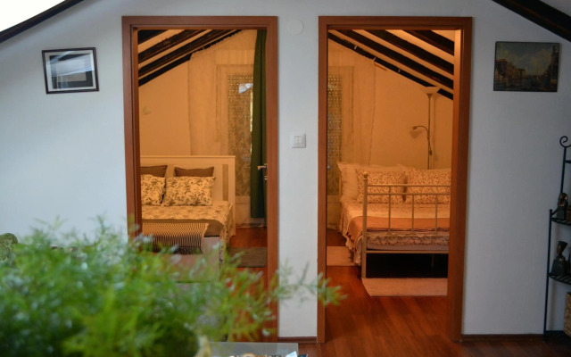 Casa del Padre - Annabelle