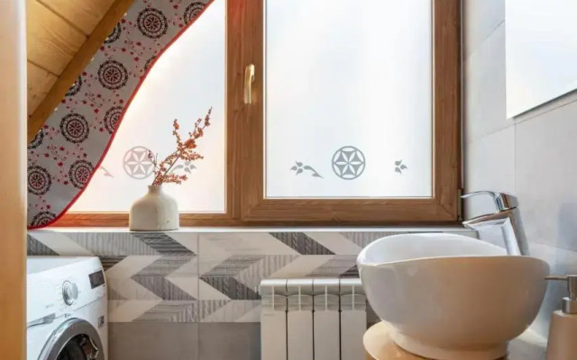 Lux-HOUSE & JACUZZI SAUNA