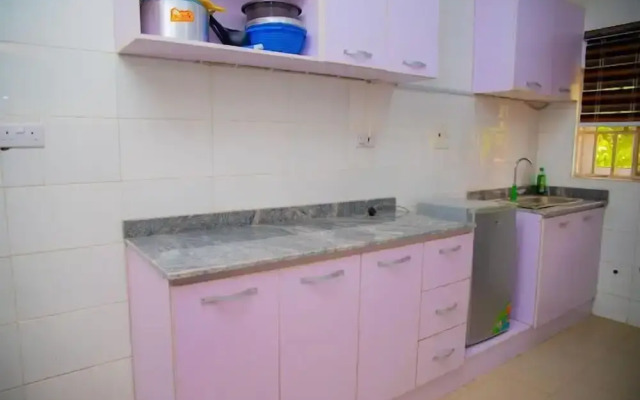 El-Mak Luxury Homes