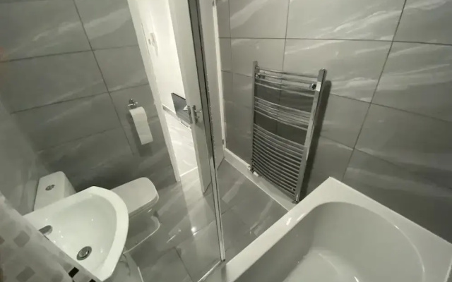 Luxurious 2-bed Apartment in Woolwich, London