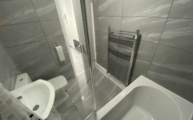 Luxurious 2-bed Apartment in Woolwich, London