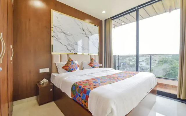 Fabhotel Blooming Beds Pearl