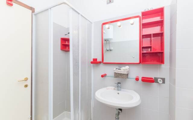 I Fari D220 600m From The Beach