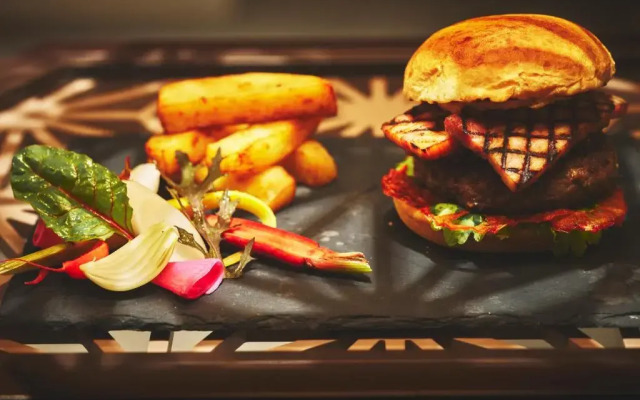 Hotel Indigo Inuyama Urakuen Garden by IHG