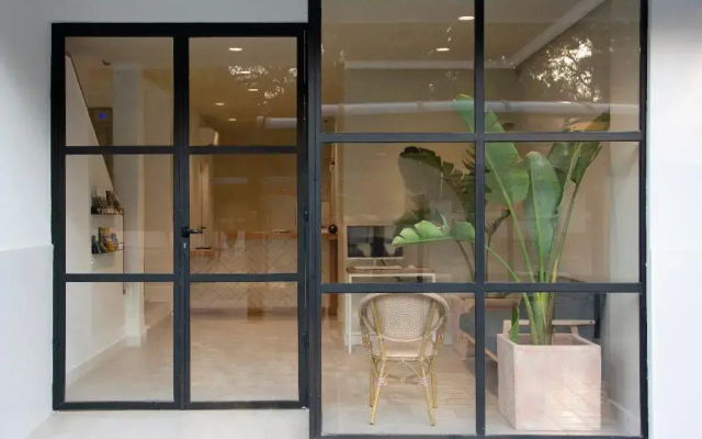 You & Co. Saler Beach Boutique Hotel