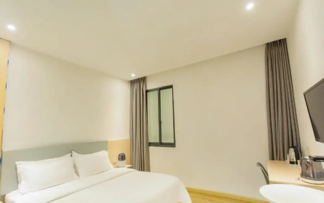 7 Days Inn (Chongqing Longtousi North Square of North Railway Station) – Guest Rooms – Chongqing