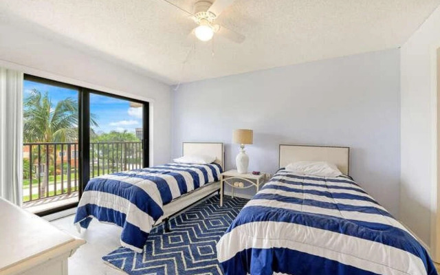 Sally s Dolphin Way Condo