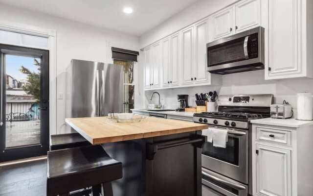 H St DC Haven 3-br Homestay