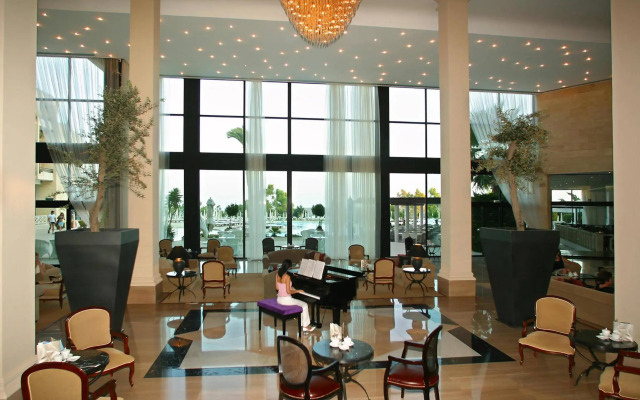 Grecian Park Hotel