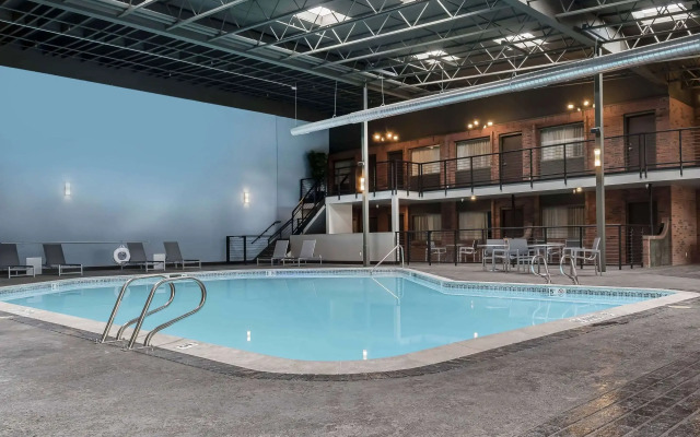Copper King Hotel & Convention Center