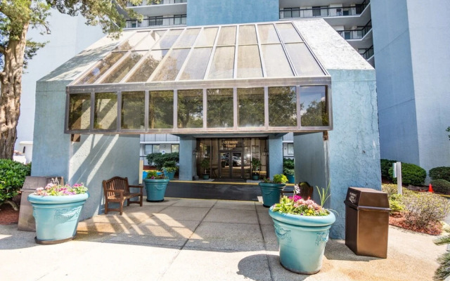 Sea Mark Towers #505