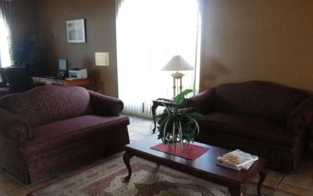 Red Roof Inn & Suites Oklahoma City Southwest