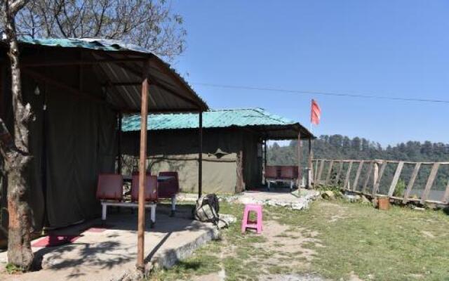 Scenic Tent Stay in George Everest, Hathipaon