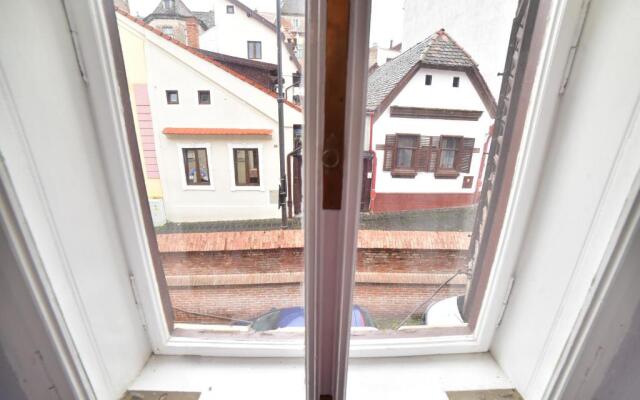 Anna's Guest House