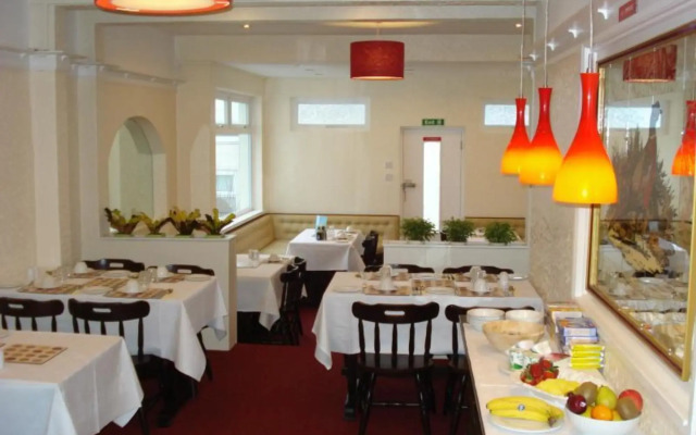 Trelinda Hotel