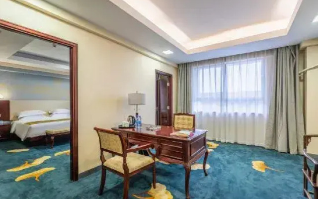 Jiangxi Bailu Hotel
