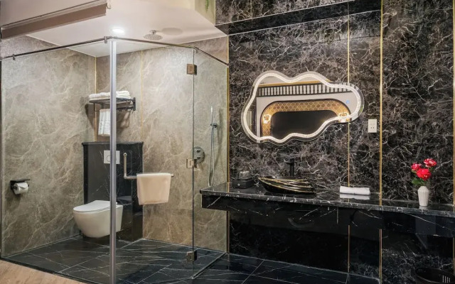 G8 Riverside Hotel Saigon