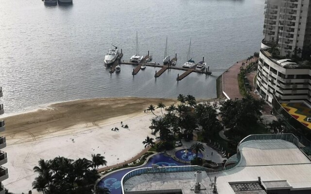 Favoured Seaview Suite