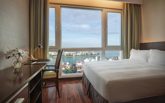 Fraser Suites Hanoi
