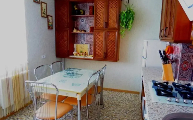 Apartment on Prokopheva st.