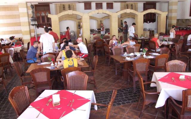 Hotel Sharminn Amarein