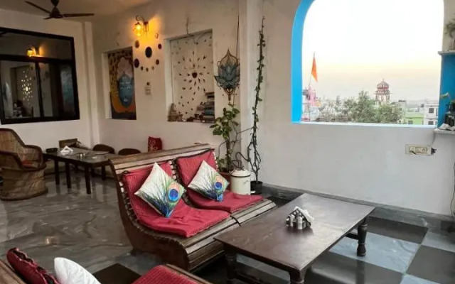Suri Guest House