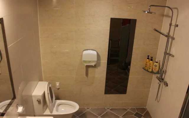 Geoje H Motel