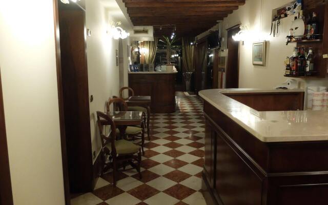 Hotel Al Ponte Mocenigo