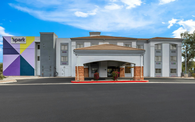 Spark by Hilton Glendale Phoenix North