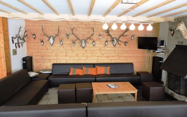 Modern Holiday Home in Xhoffraix With Sauna