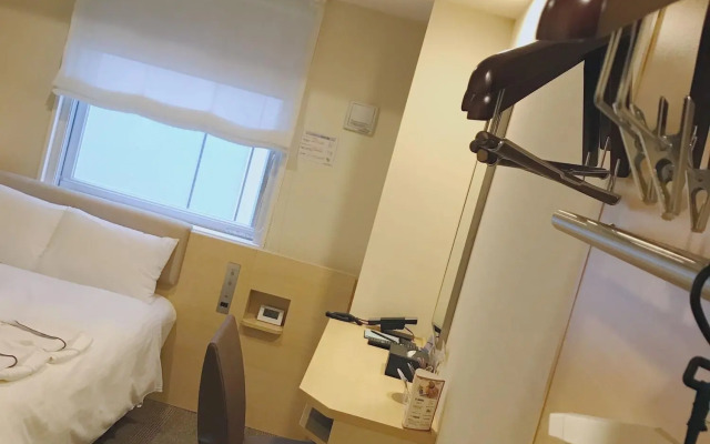 Отель Smile Hotel Shinagawasengakujiekimae