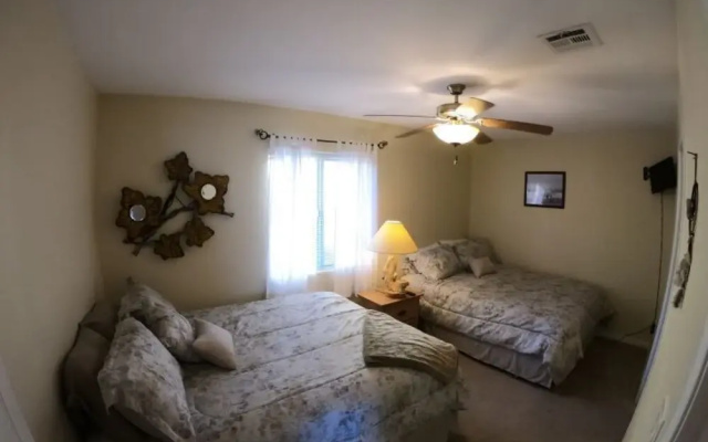 Michael Rutkowski 3 Bedroom Condo