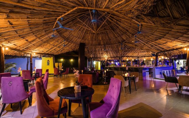 Van Gogh Inn Aruba